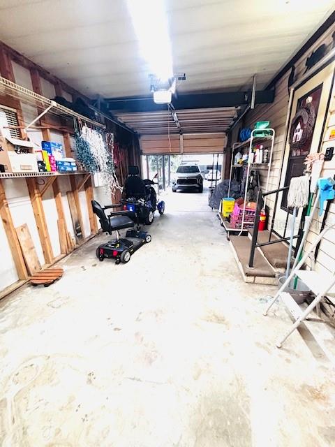 Image 32 of 41 For 7053 Spanish Moss Lane