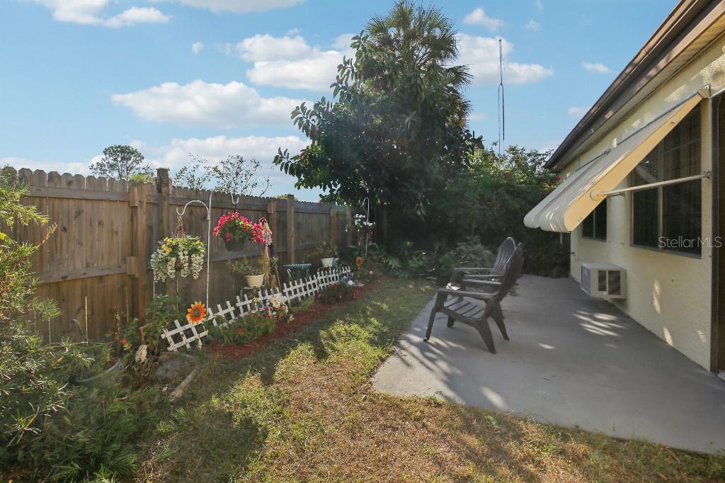 Image 3 of 15 For 7418 Riverbank Drive