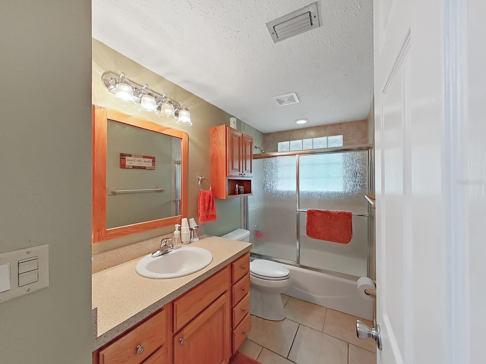 Listing photo id 36 for 4111 Robinson Road