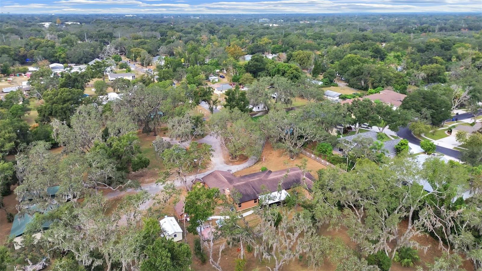 Listing photo id 6 for 4111 Robinson Road