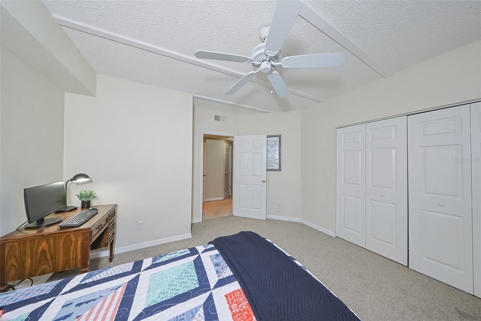 Image 17 of 51 For 14460 Marina Way 9