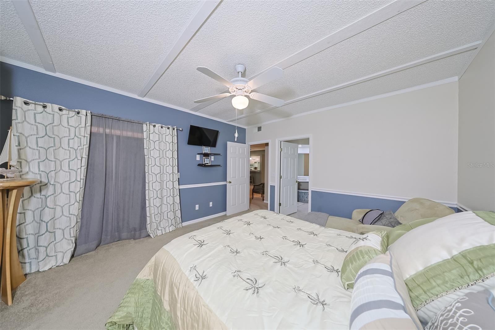 Image 31 of 51 For 14460 Marina Way 9