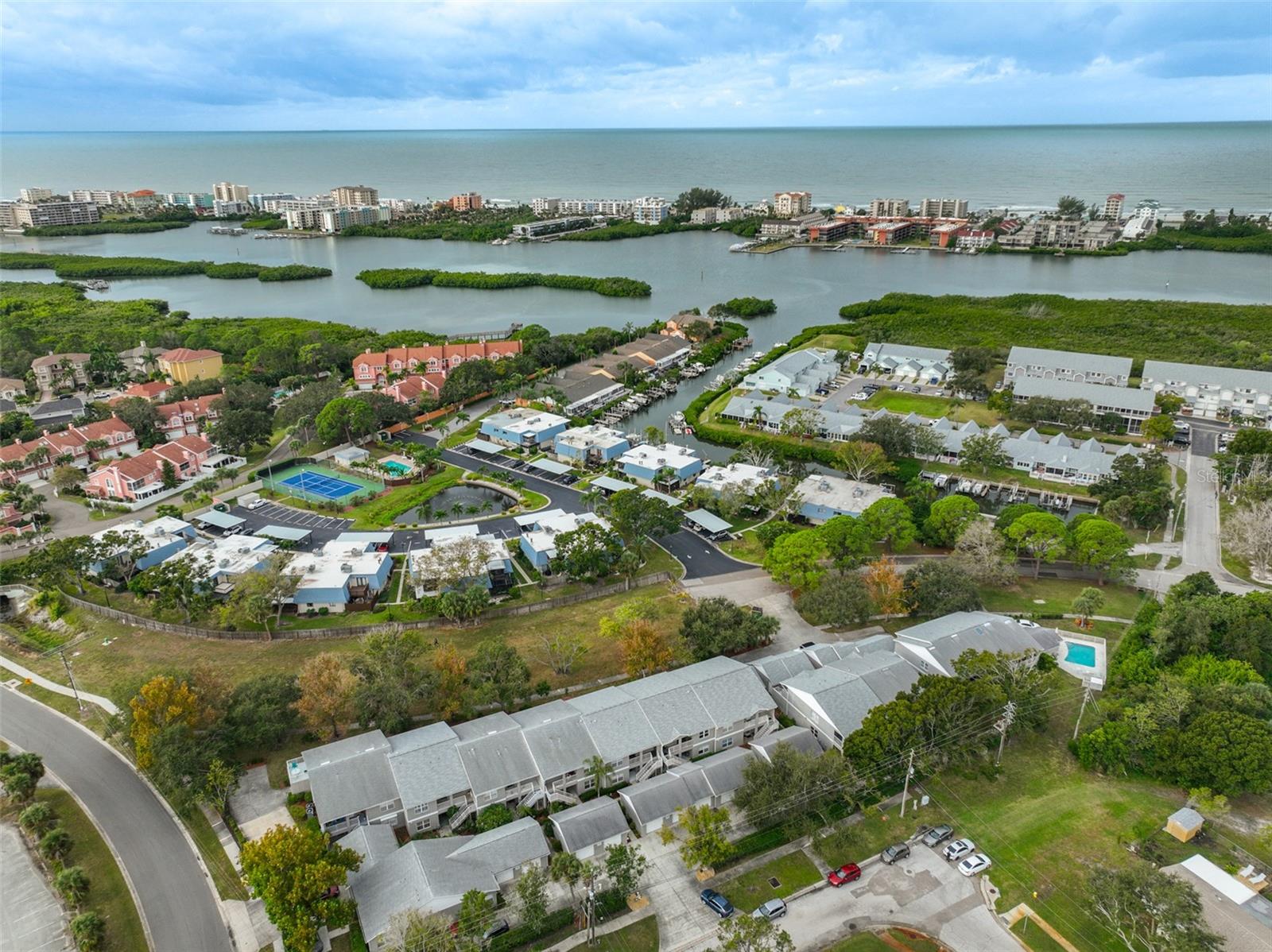 Image 47 of 51 For 14460 Marina Way 9