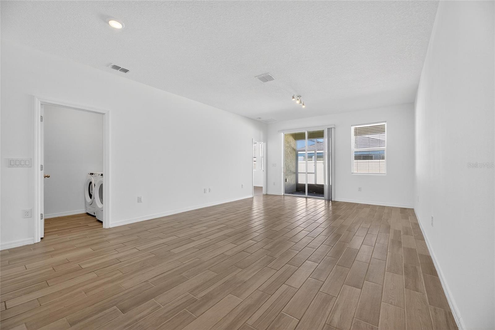 Image 25 of 65 For 11838 Brighton Knoll Loop