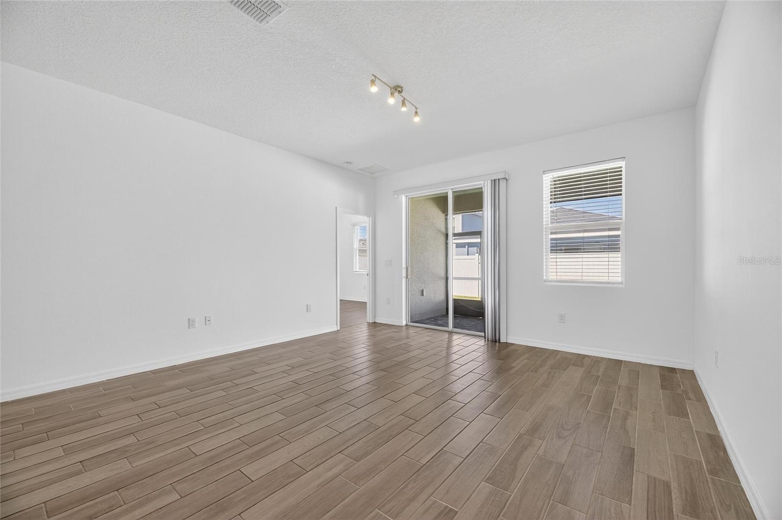 Image 27 of 65 For 11838 Brighton Knoll Loop