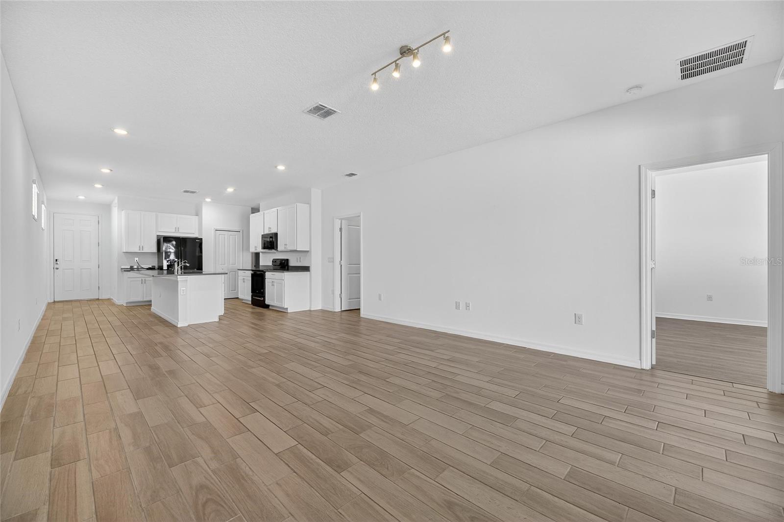 Image 28 of 65 For 11838 Brighton Knoll Loop