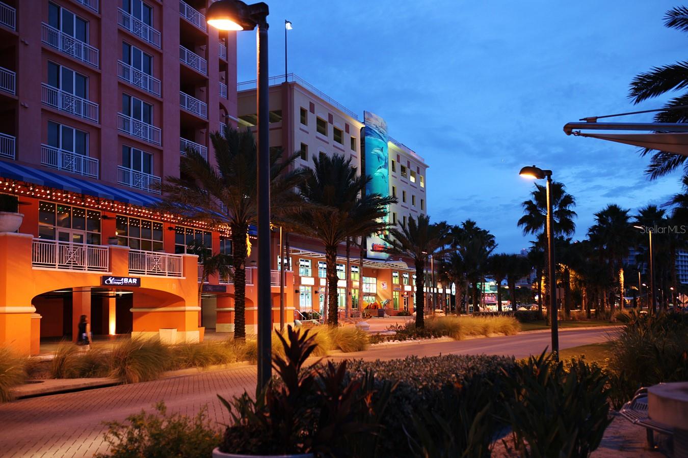 Image 42 of 44 For 1401 Gulf Boulevard 215