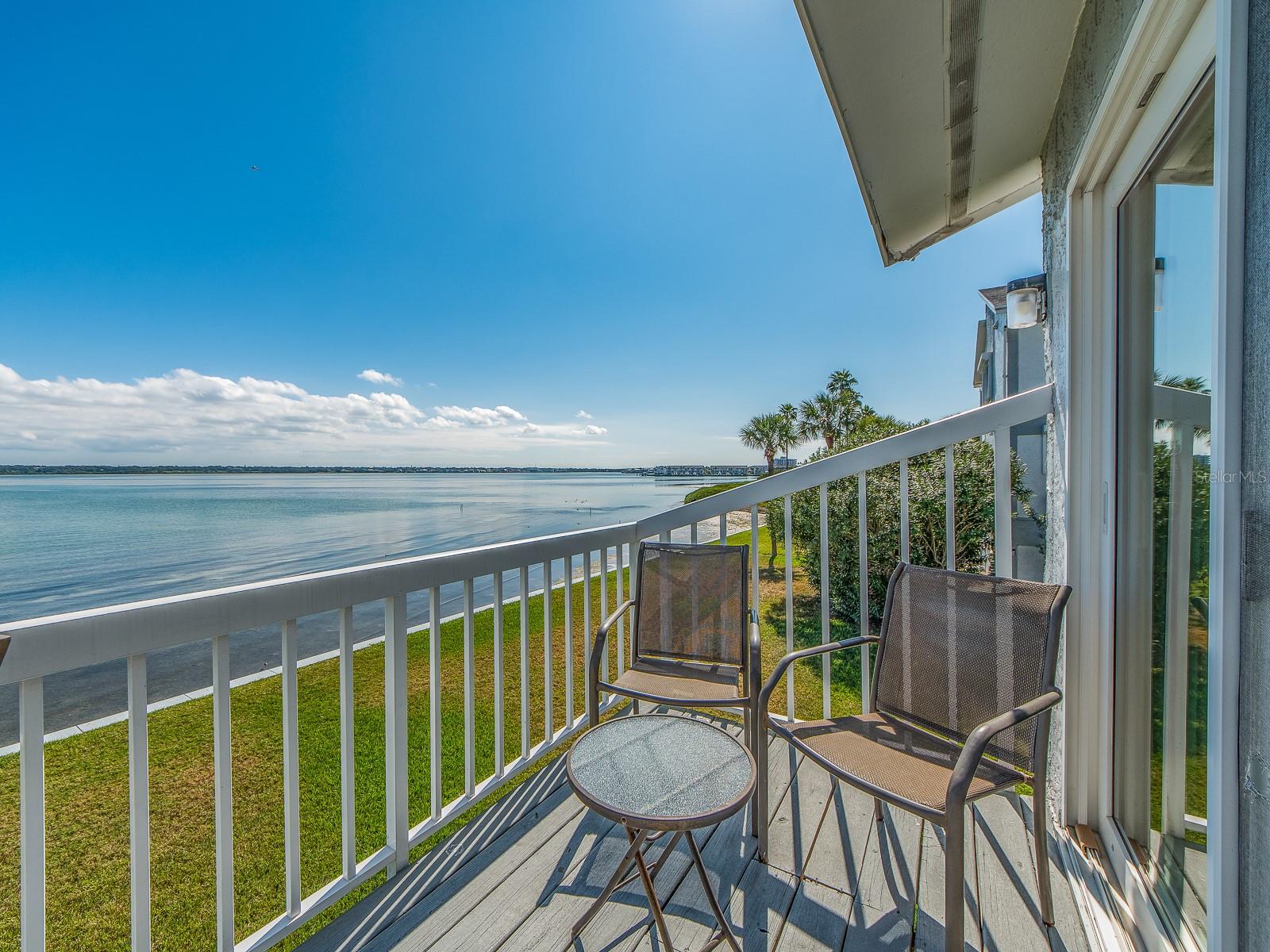 Image 8 of 44 For 1401 Gulf Boulevard 215