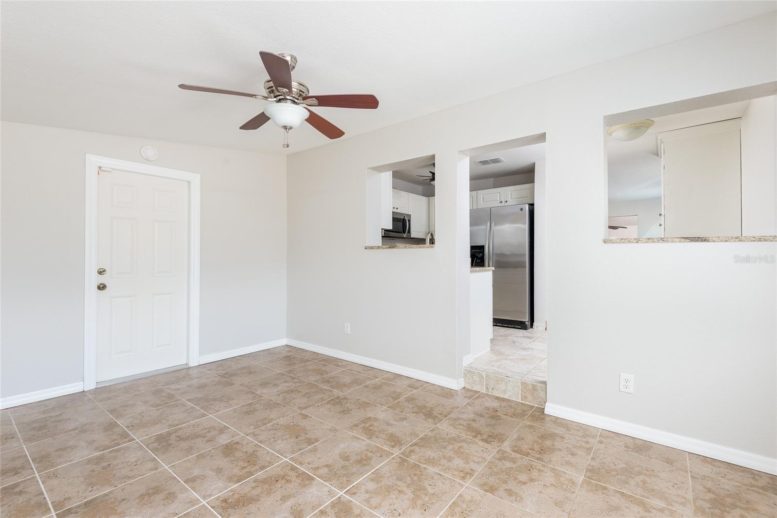 Listing photo id 10 for 4733 Wyoming Avenue