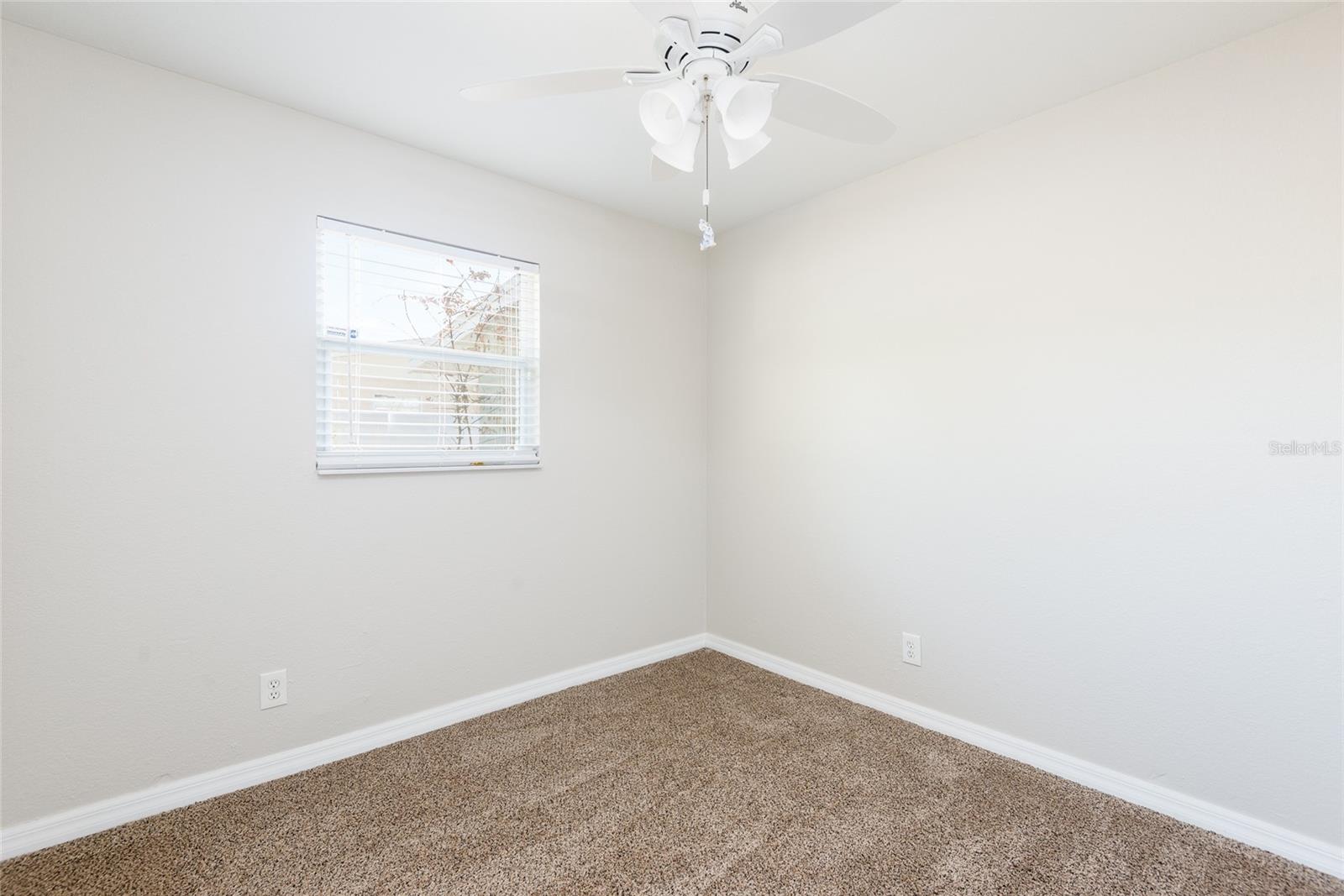 Listing photo id 16 for 4733 Wyoming Avenue