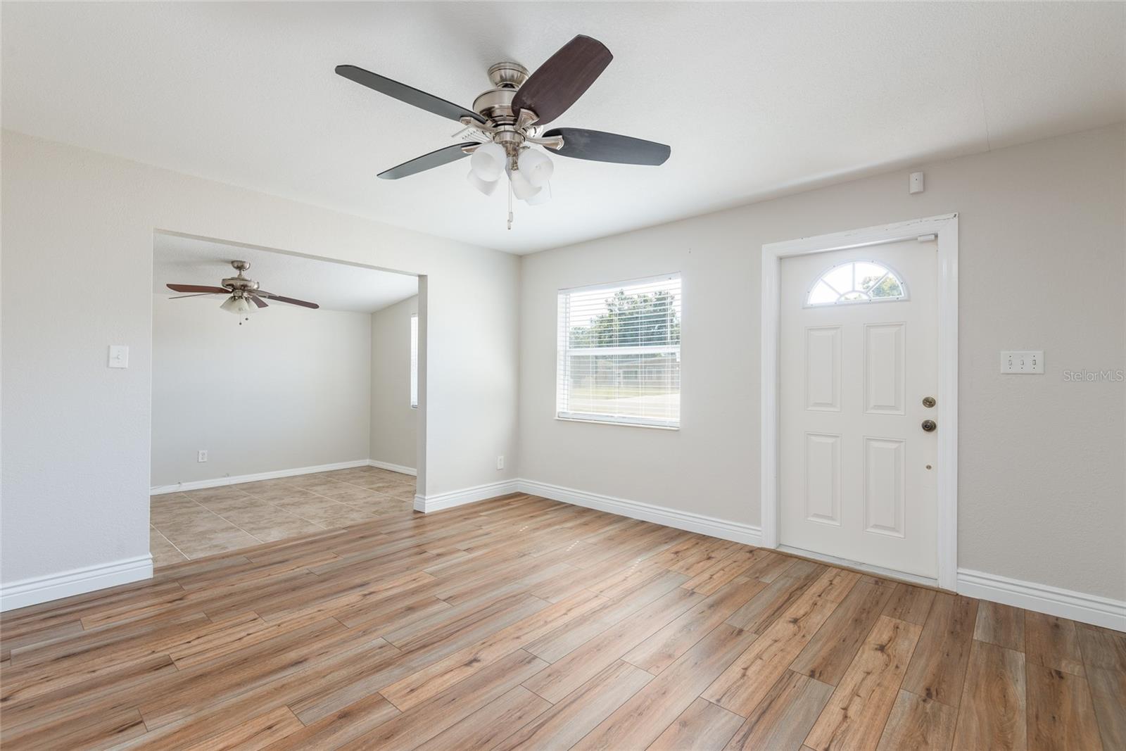 Listing photo id 1 for 4733 Wyoming Avenue