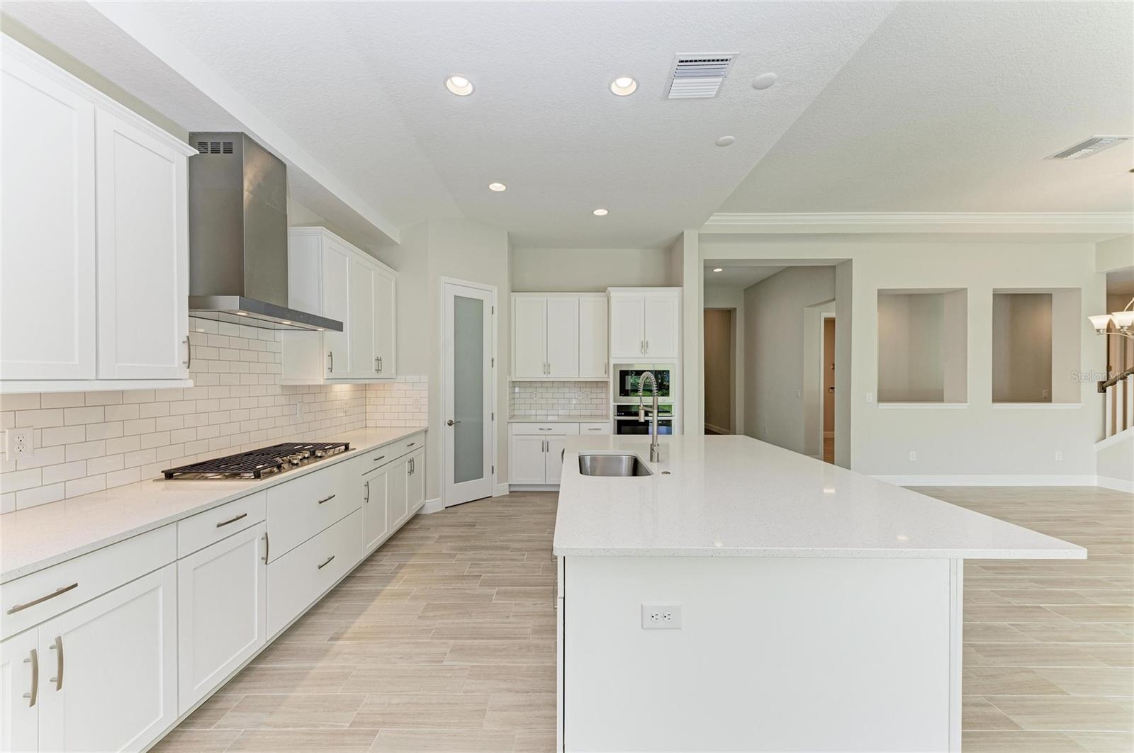 Image 16 of 39 For 6139 Golden Beach Drive