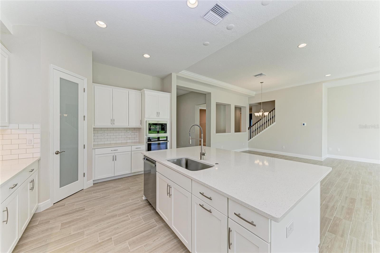 Image 17 of 39 For 6139 Golden Beach Drive