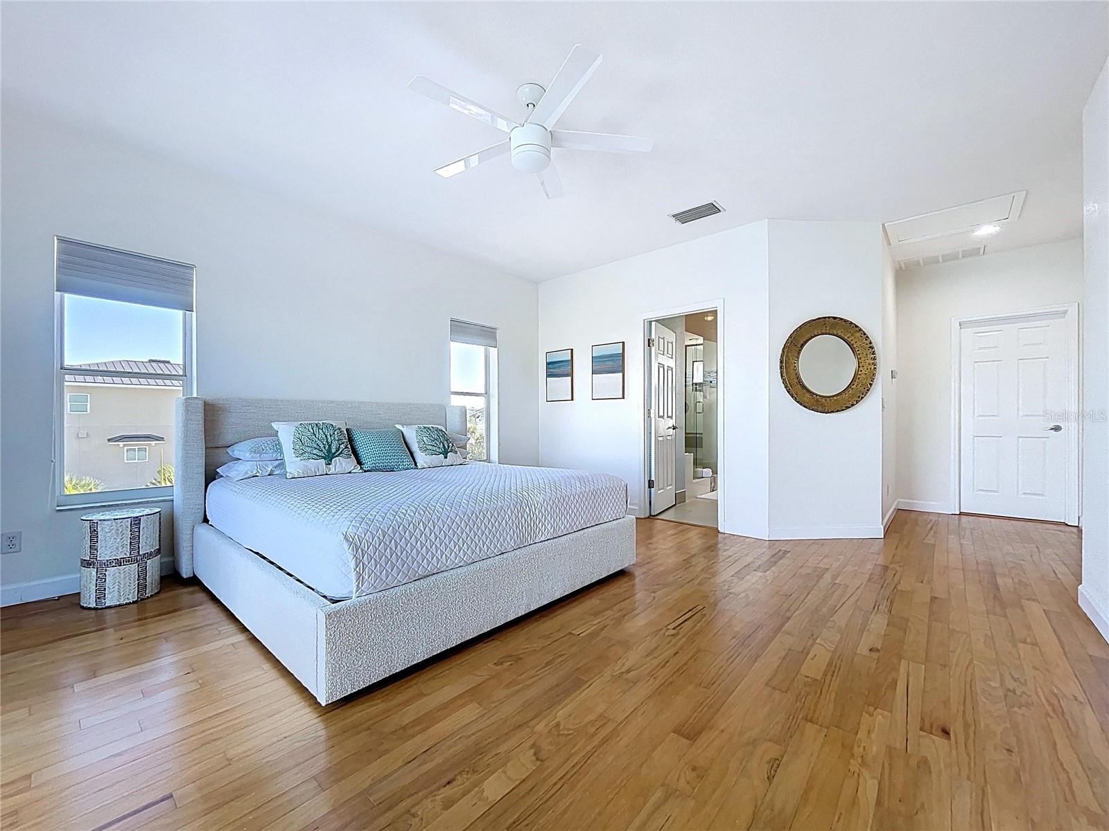 Image 15 of 59 For 8485 Blind Pass Drive