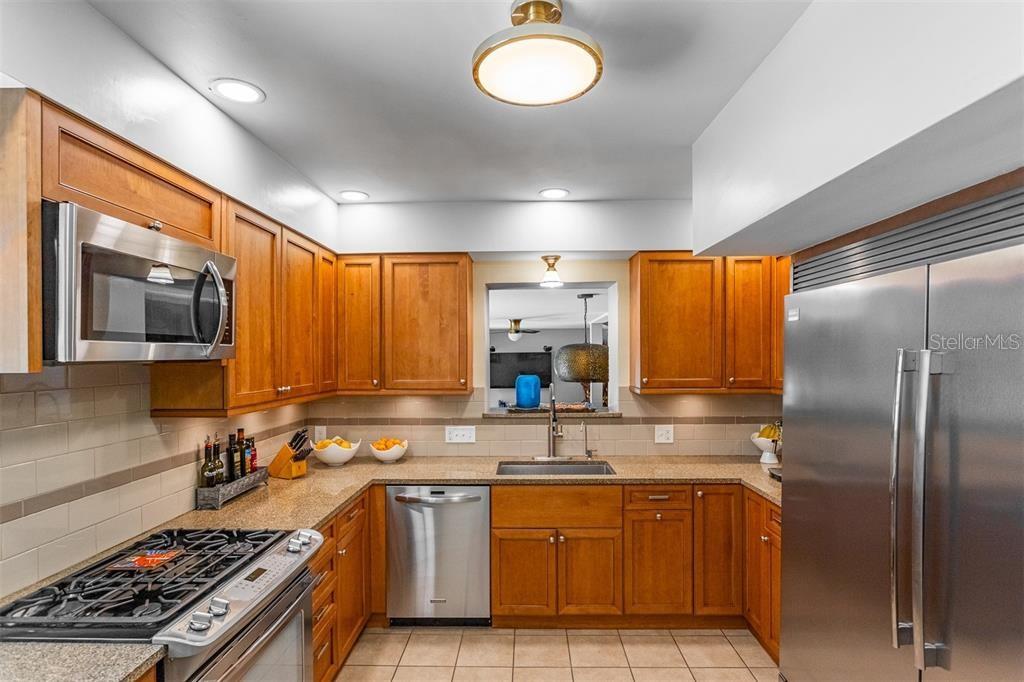 Image 27 of 75 For 3649 Foster Hill Drive N