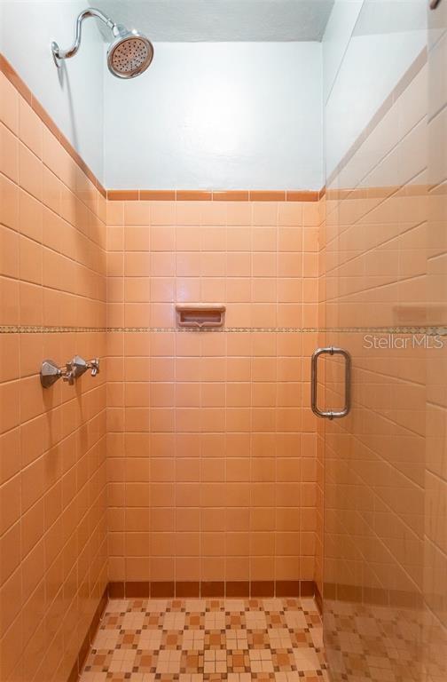 Image 39 of 75 For 3649 Foster Hill Drive N