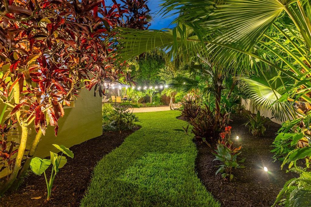 Image 52 of 75 For 3649 Foster Hill Drive N