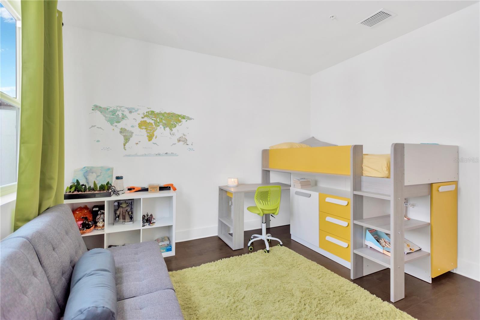 Image 21 of 36 For 3100 Paul Avenue 14