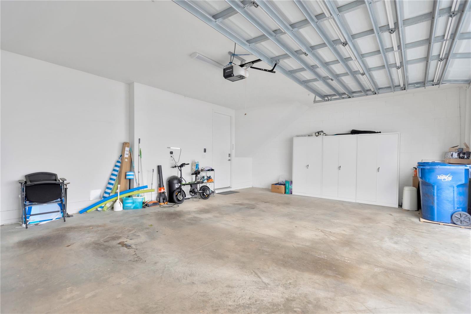 Image 31 of 36 For 3100 Paul Avenue 14