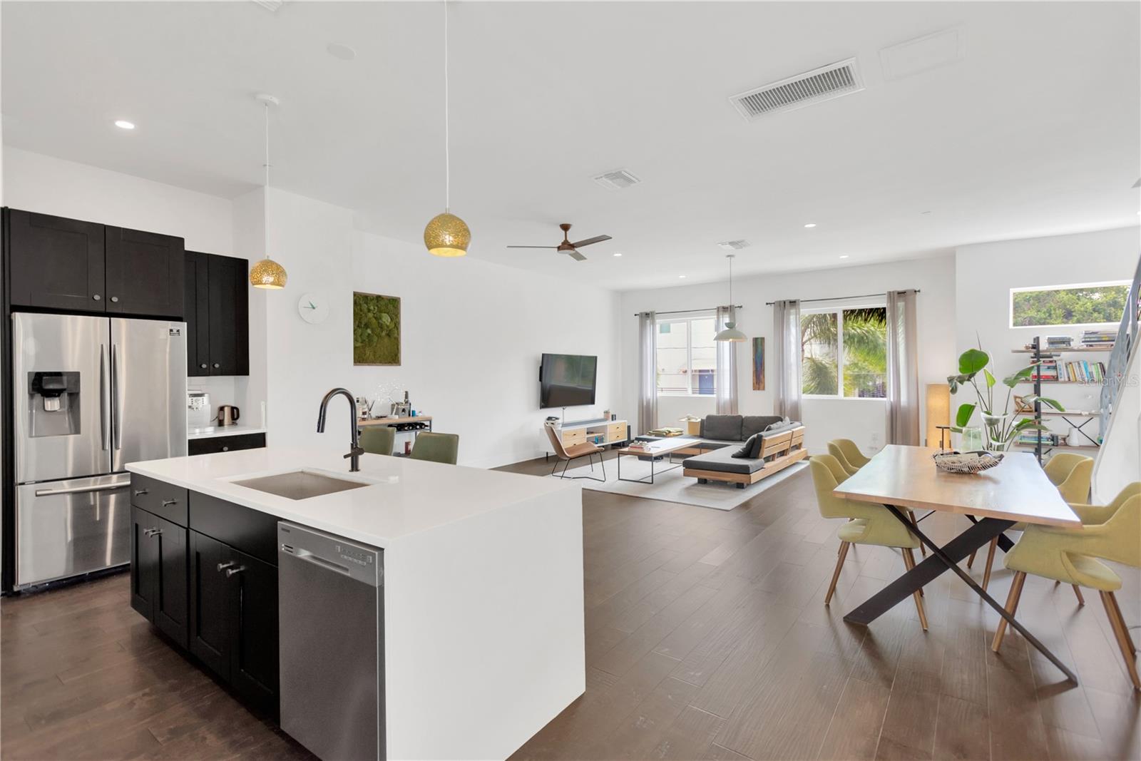 Image 9 of 36 For 3100 Paul Avenue 14