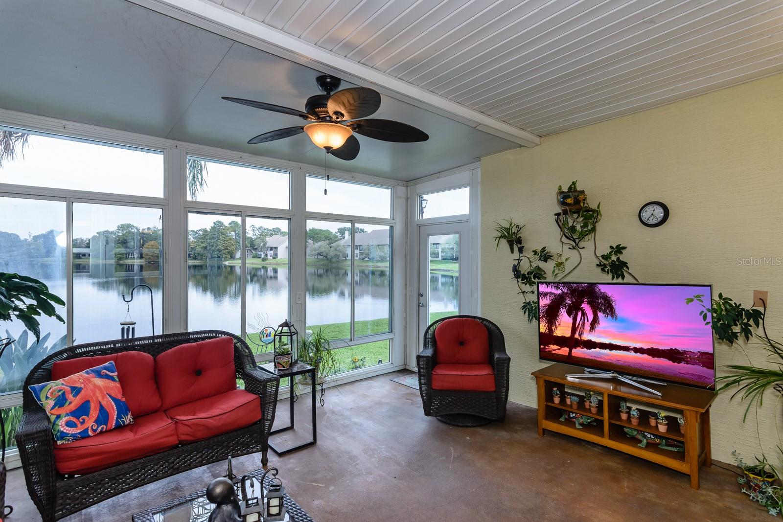 Image 25 of 96 For 2648 Sabal Springs Drive 6