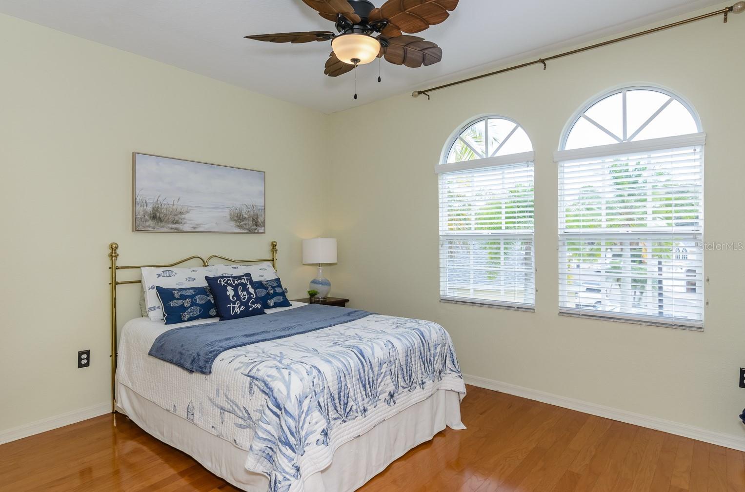 Image 38 of 96 For 2648 Sabal Springs Drive 6