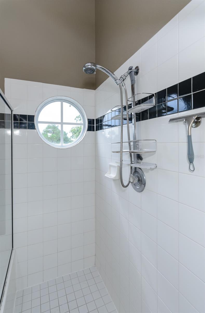 Image 49 of 96 For 2648 Sabal Springs Drive 6