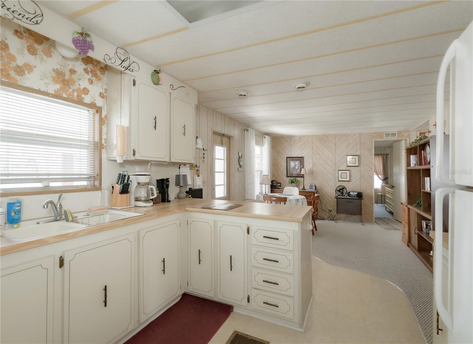 Image 15 of 21 For 4132 72nd Street N 37