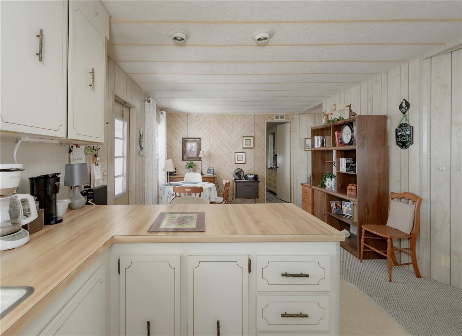 Image 16 of 21 For 4132 72nd Street N 37