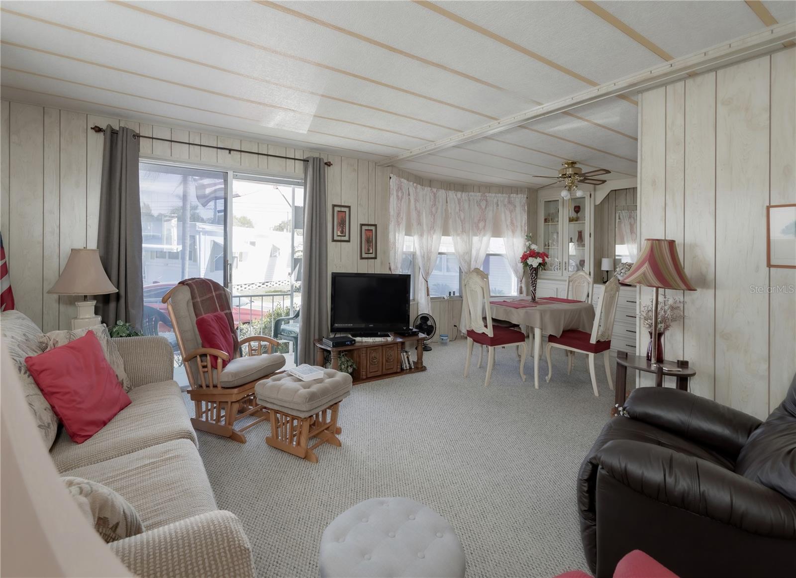 Image 20 of 21 For 4132 72nd Street N 37