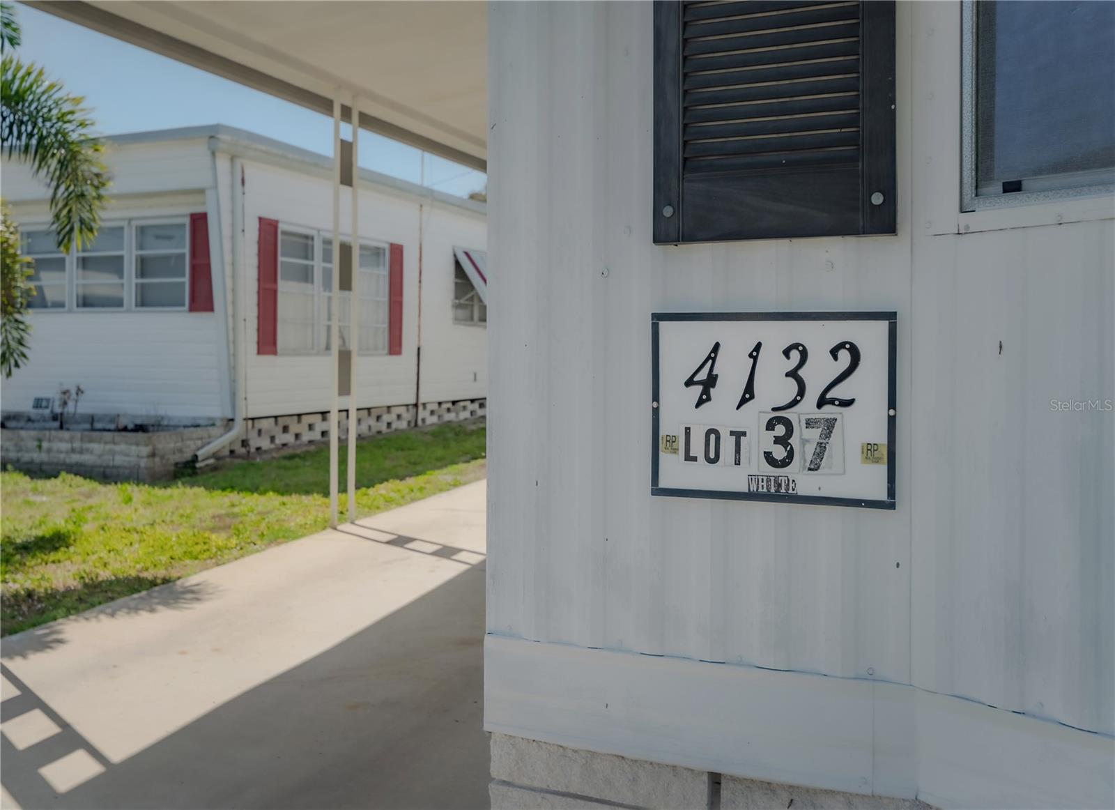 Image 4 of 21 For 4132 72nd Street N 37