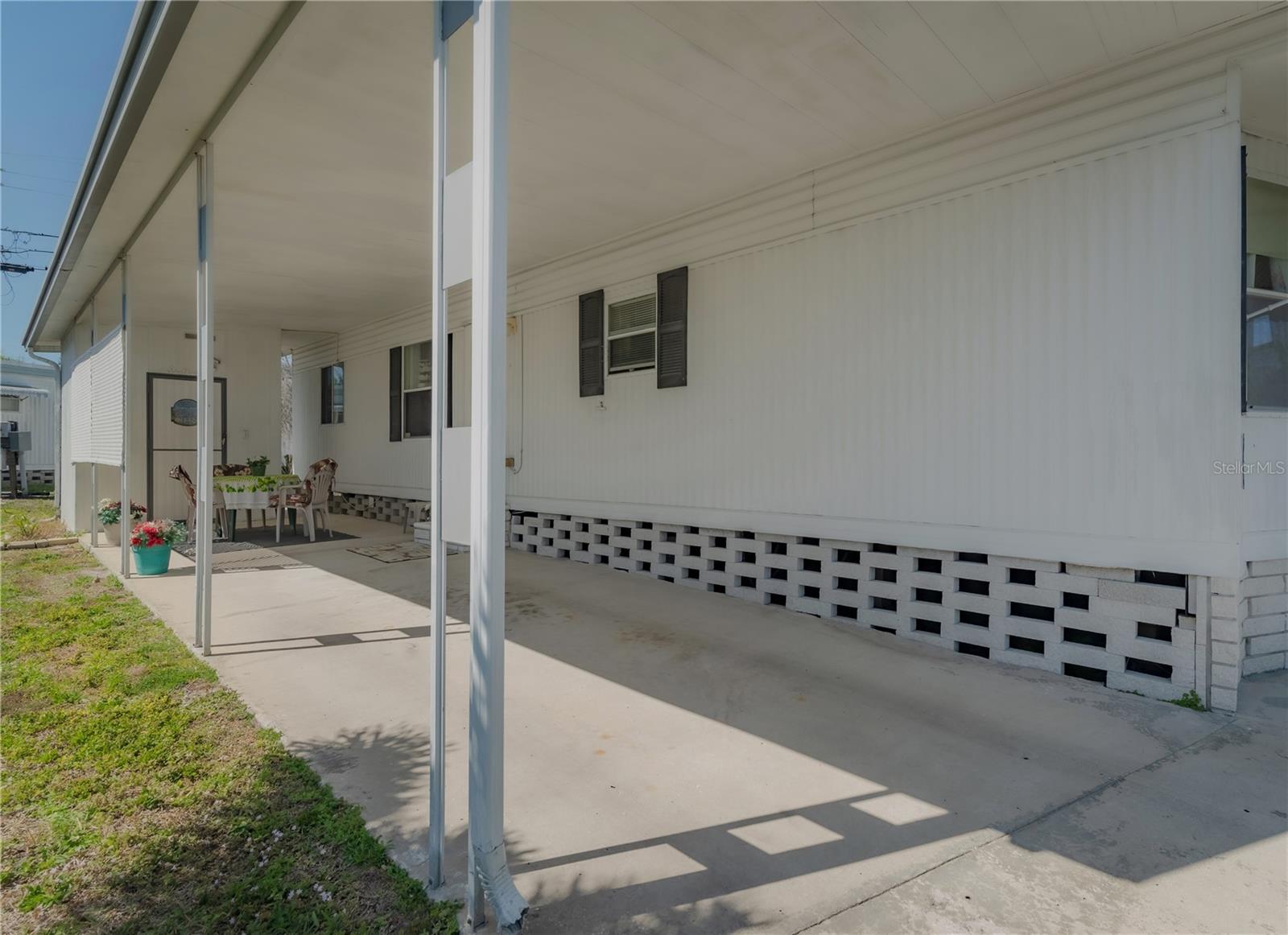 Image 5 of 21 For 4132 72nd Street N 37