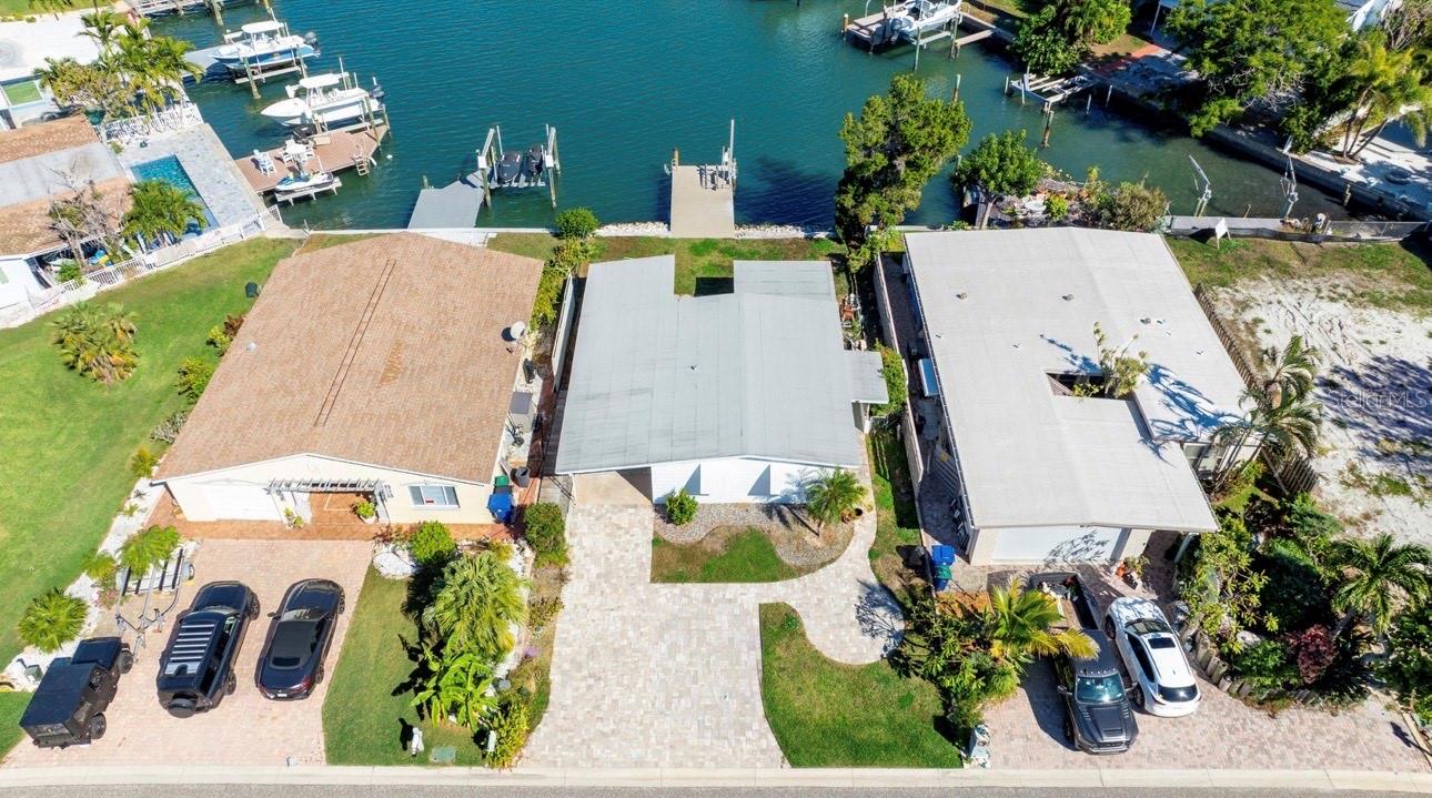 Image 5 of 32 For 17611 1st Street E