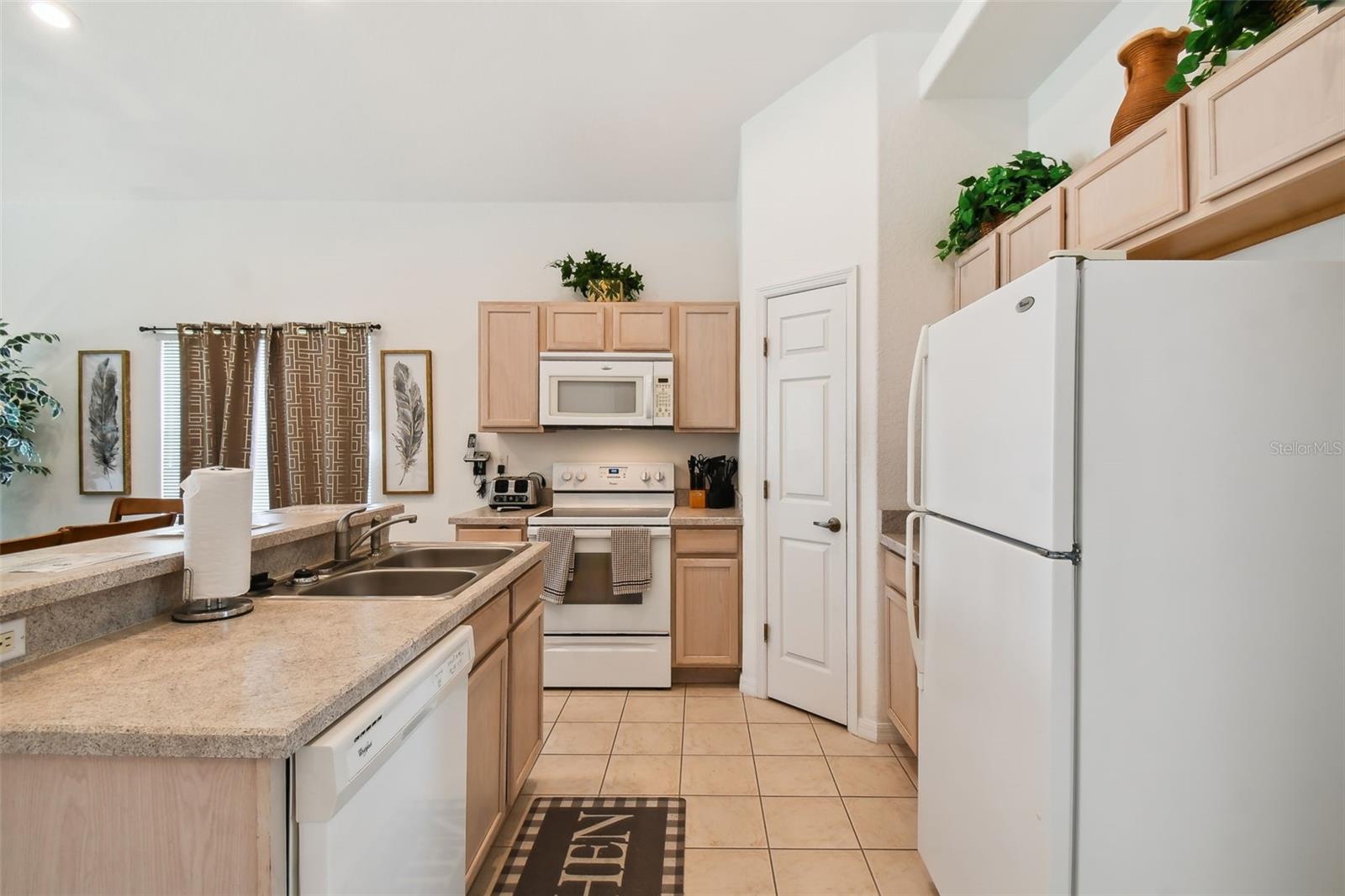 Image 10 of 81 For 908 Andalusia Loop