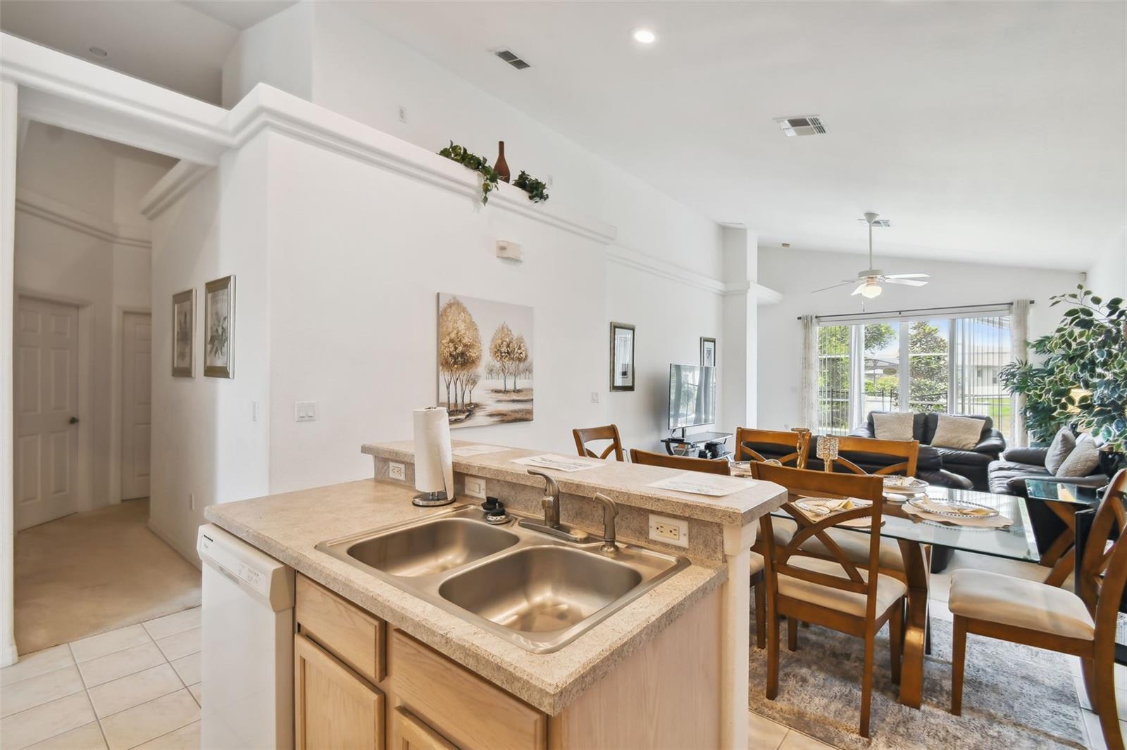 Image 11 of 81 For 908 Andalusia Loop