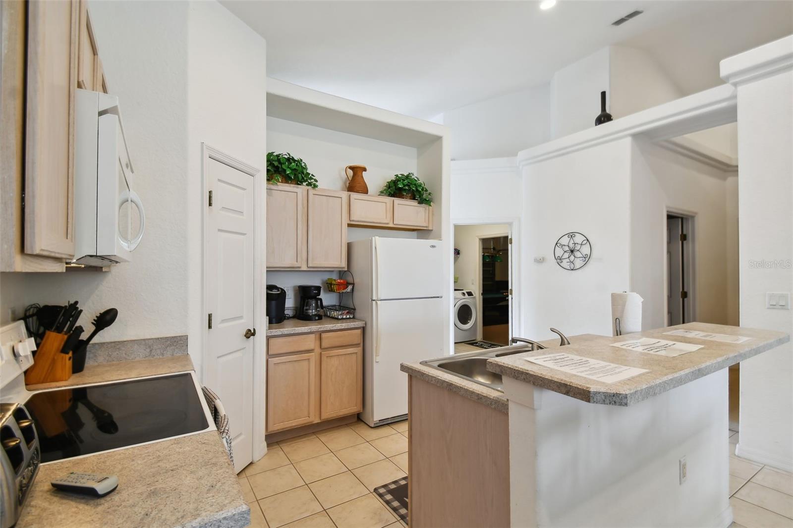 Image 15 of 81 For 908 Andalusia Loop