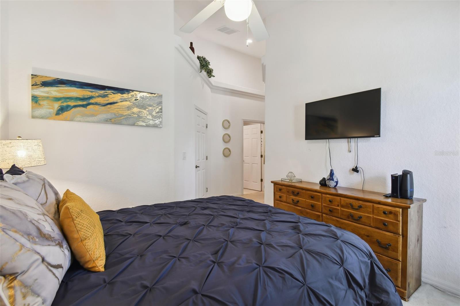 Image 36 of 81 For 908 Andalusia Loop