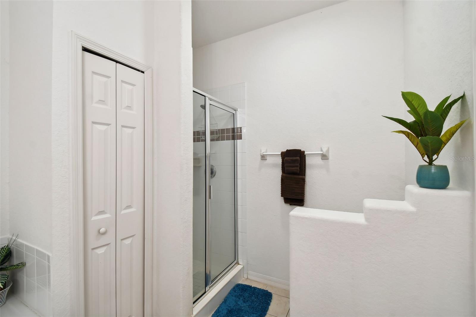 Image 50 of 81 For 908 Andalusia Loop