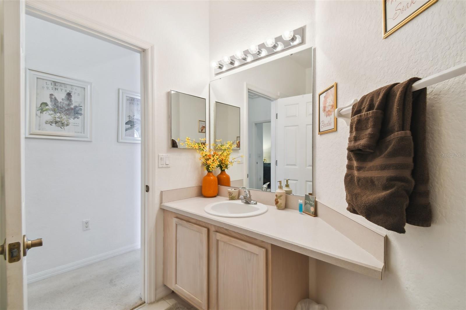 Image 51 of 81 For 908 Andalusia Loop