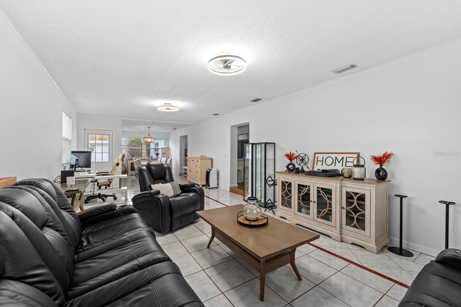 Image 10 of 27 For 1825 Welland Drive