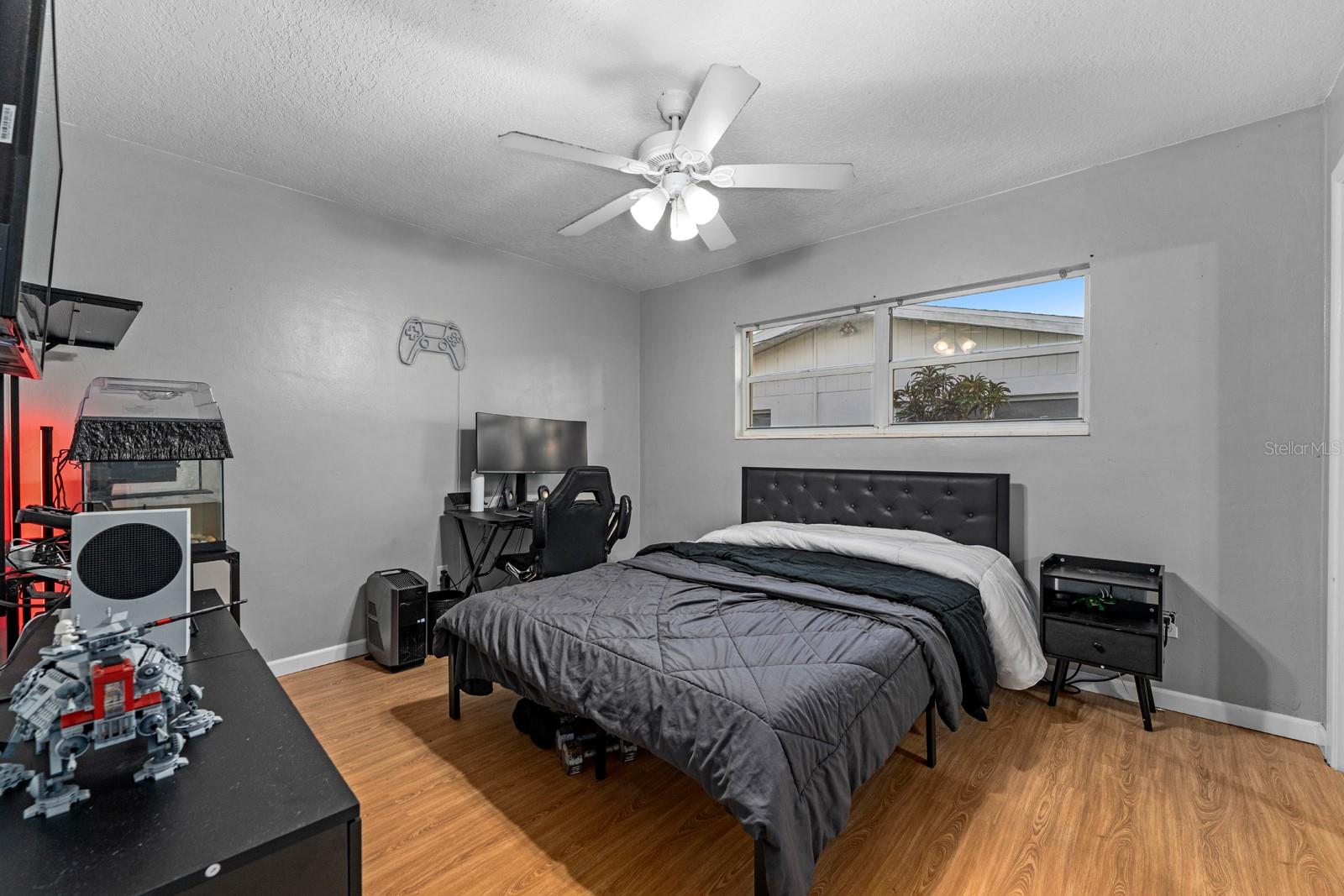 Image 17 of 27 For 1825 Welland Drive