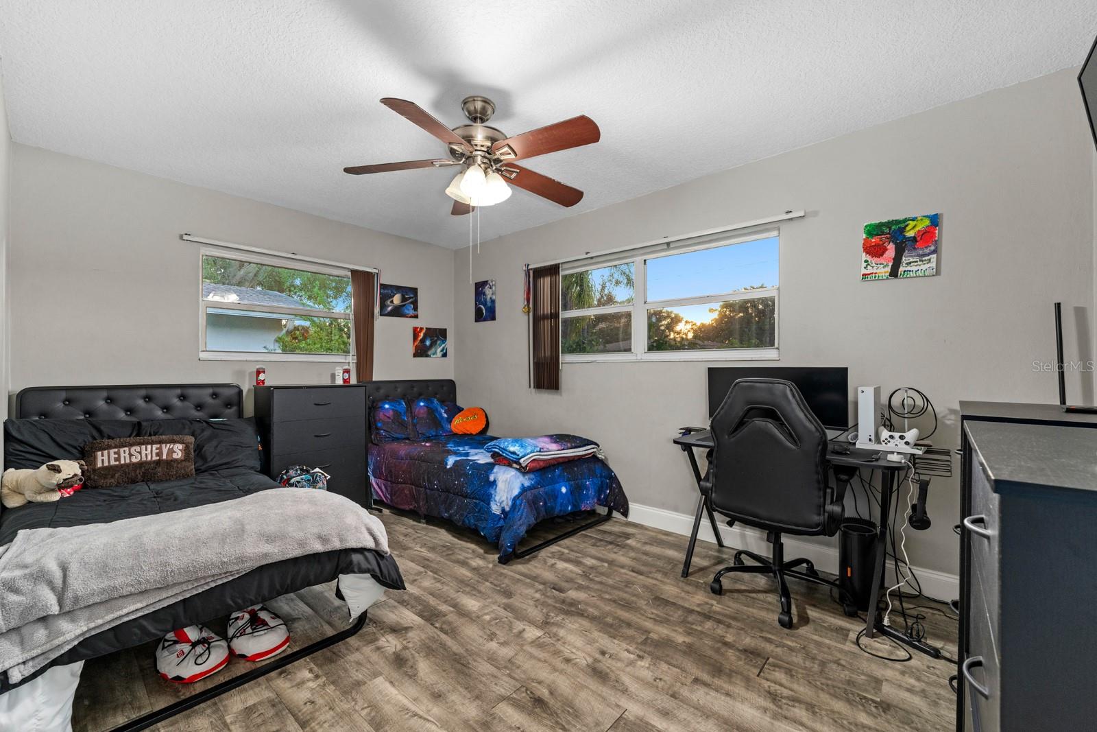 Image 18 of 27 For 1825 Welland Drive