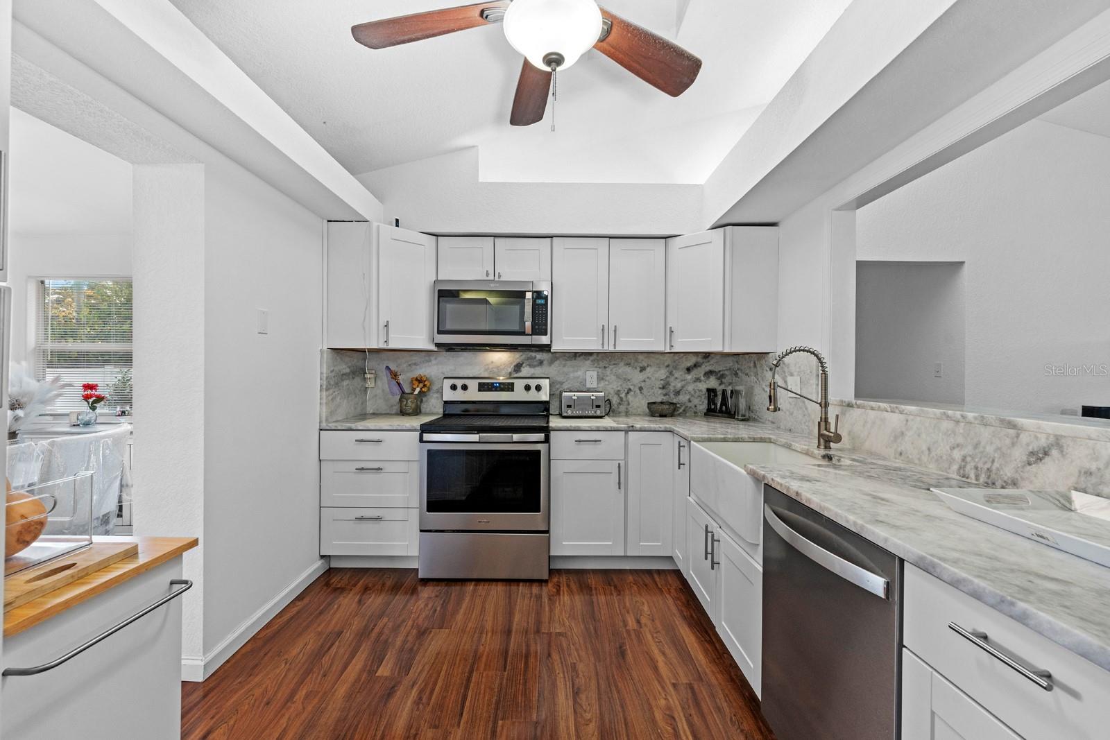 Image 8 of 27 For 1825 Welland Drive