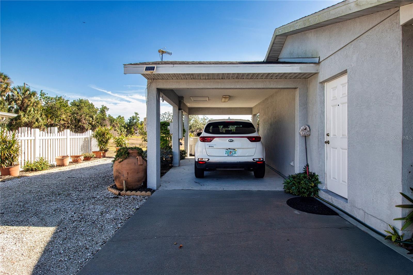 Image 6 of 64 For 4010 Lockwood Ridge Road