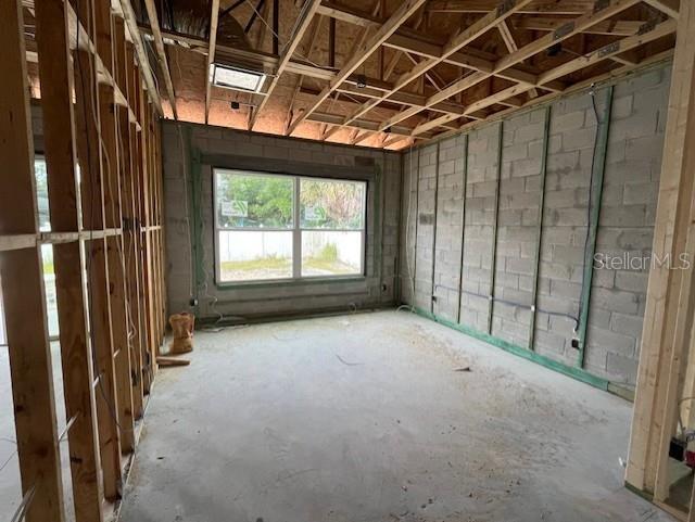 Image 14 of 22 For 2121 Vivada Street