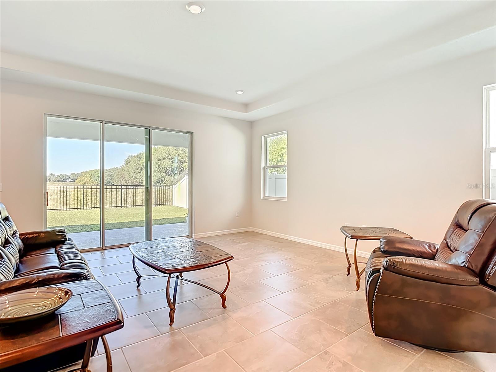 Image 11 of 92 For 10471 Bridgegate Heights Loop