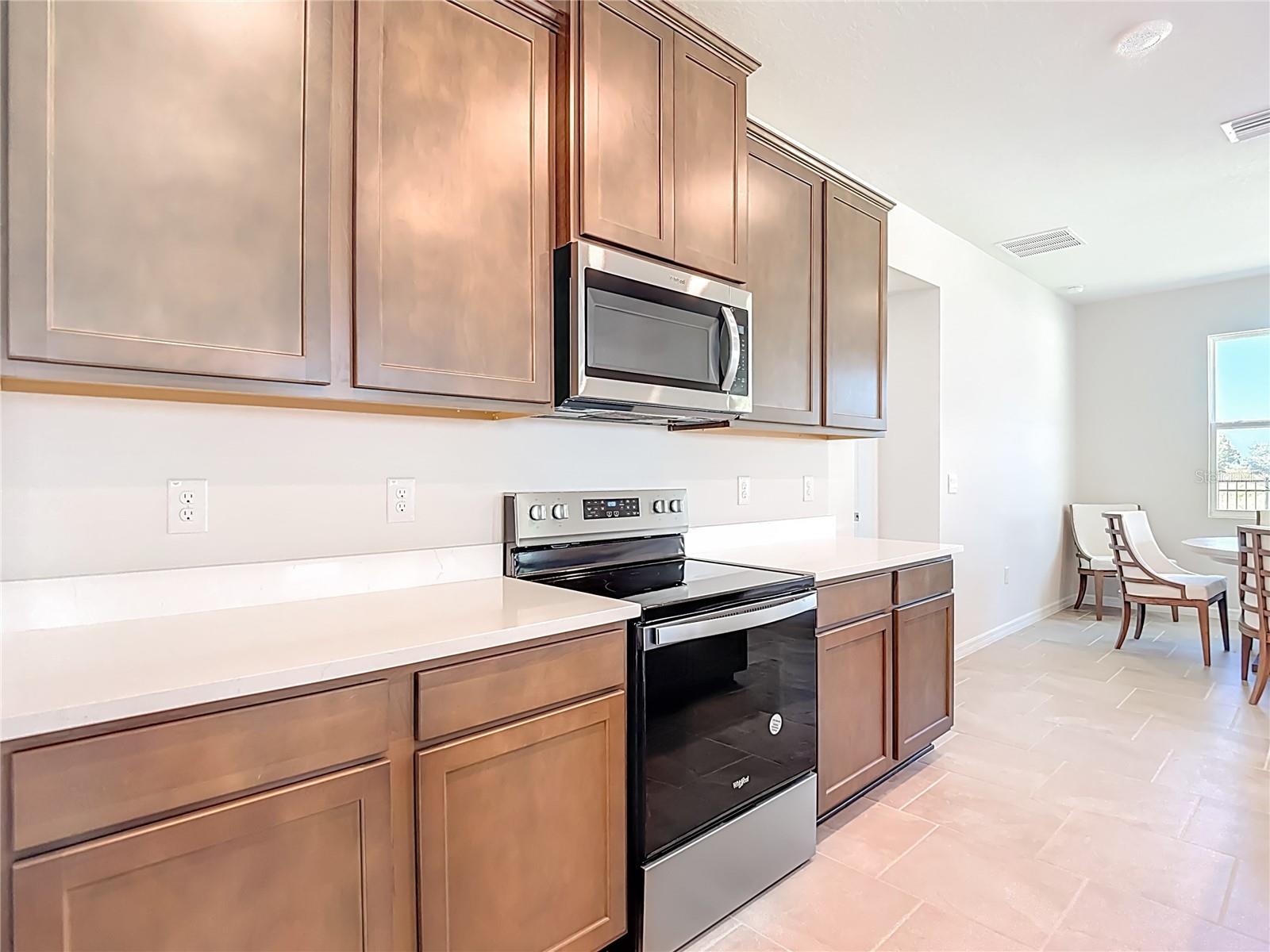 Image 21 of 92 For 10471 Bridgegate Heights Loop