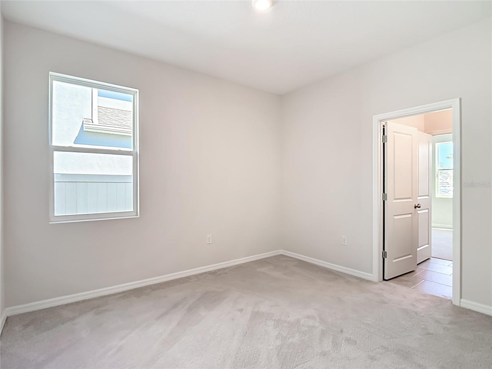 Image 33 of 92 For 10471 Bridgegate Heights Loop