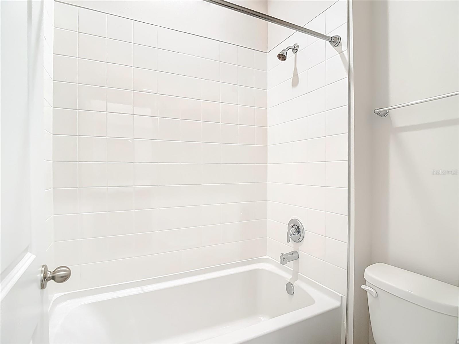 Image 38 of 92 For 10471 Bridgegate Heights Loop