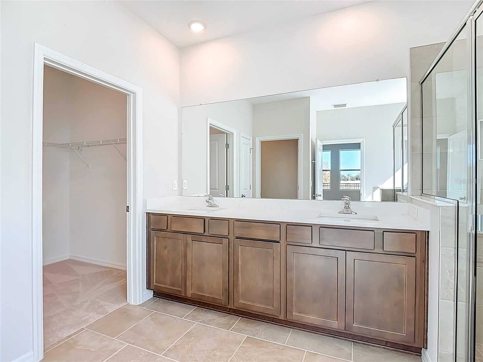 Image 46 of 92 For 10471 Bridgegate Heights Loop